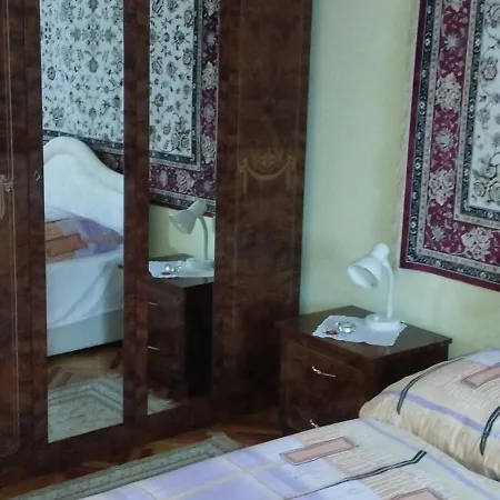 Rozsa Lakas Apartment Keszthely