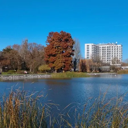 Rozsa Lakas Apartment Keszthely