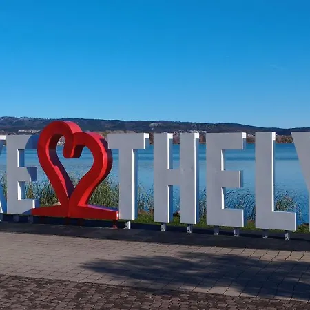 Rozsa Lakas * Keszthely