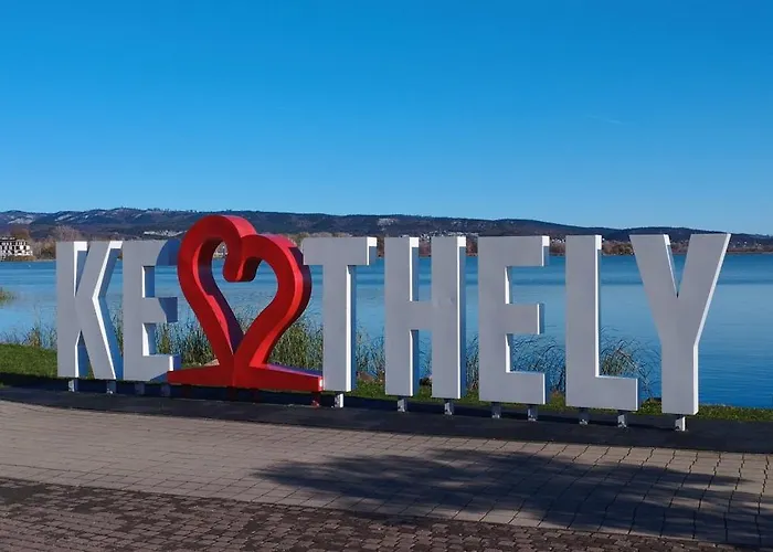 Rozsa Lakas * Keszthely